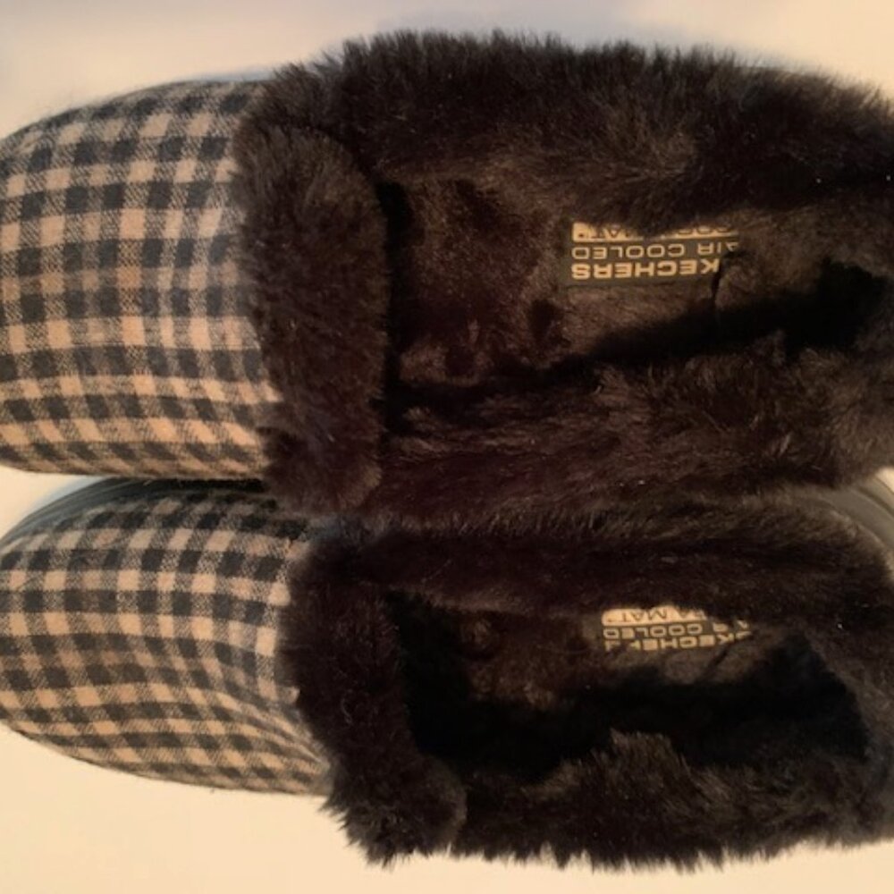 Skechers Cozy Lined Slippers/Flats